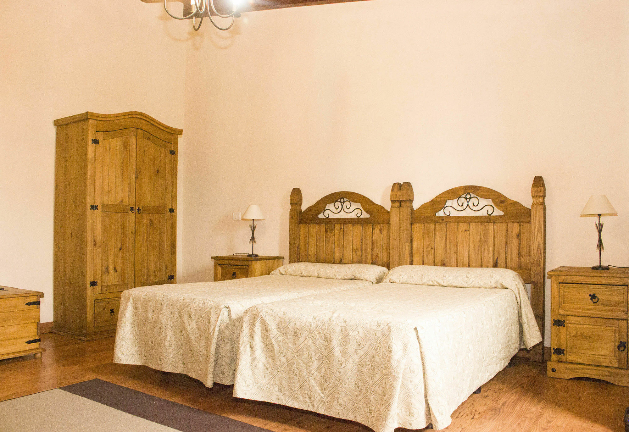 Casa Rural La Tanquera 洛斯雷尔雷赫斯 外观 照片